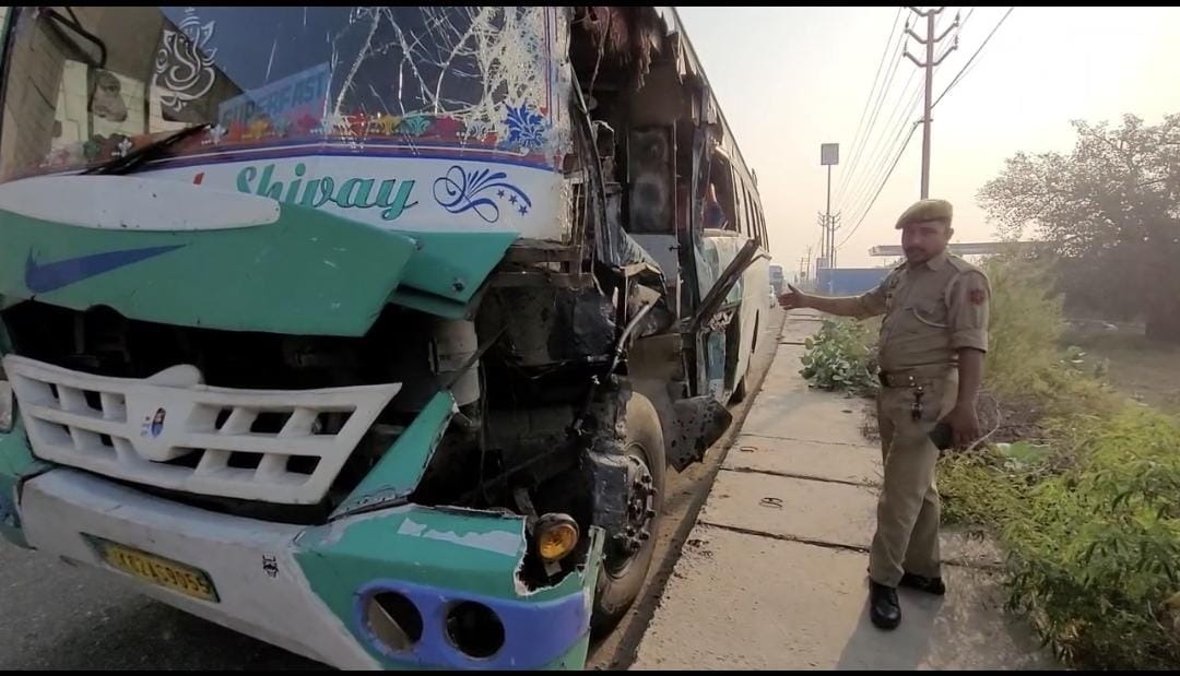 ' A major road accident has been reported from the Sandbari area of district Samba'